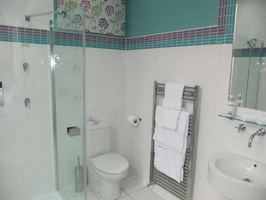 Fourrooms - Couples Only Blackpool